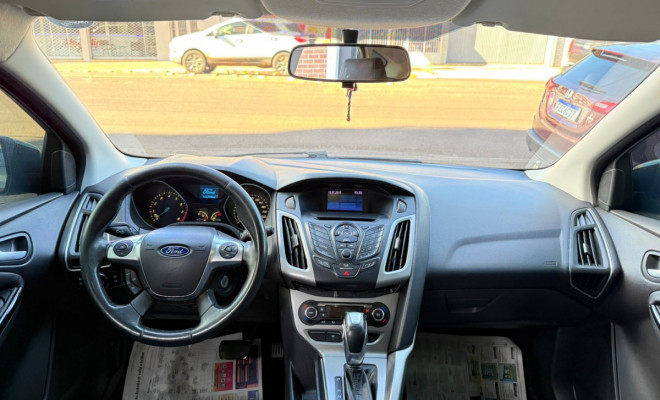 Ford Focus 2.0 16V/SE/SE Plus Flex 5p Aut. 2014 Flex-5