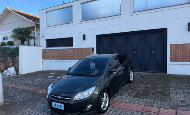 Ford Focus 2.0 16V/SE/SE Plus Flex 5p Aut. 2014 Flex-1