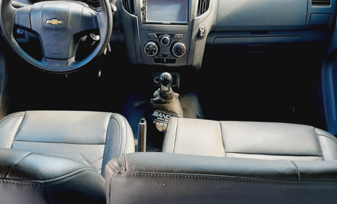 GM - Chevrolet S10 Pick-Up LS 2.8 TDI 4x2 CD Dies. Mec. 2013 Diesel-7