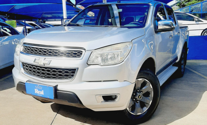 GM - Chevrolet S10 Pick-Up LS 2.8 TDI 4x2 CD Dies. Mec. 2013 Diesel