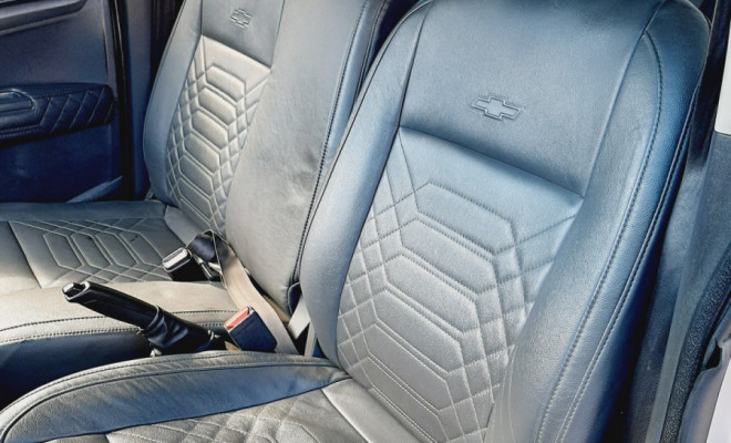 GM - Chevrolet S10 Pick-Up LS 2.8 TDI 4x2 CD Dies. Mec. 2013 Diesel-8