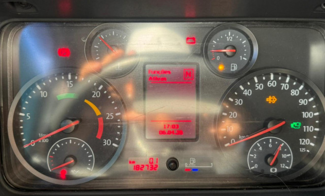 VOLKSWAGEN 19-360 Constellat. Tractor (diesel)(E5) 2020 Diesel-10