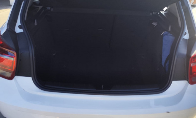 BMW 118iA/ Urban/Sport 1.6 TB 16V 170cv 5p 2015 Gasolina-4