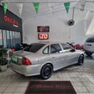 GM - Chevrolet Vectra GLS/Expres.2.2/ 2.0 e 2.0 CD 8V 2004 Gasolina-2