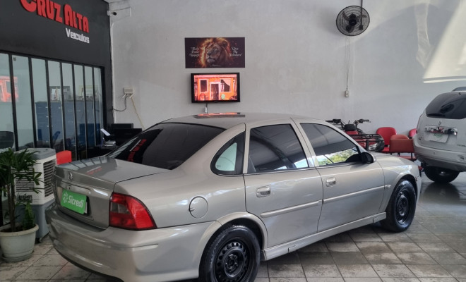 GM - Chevrolet Vectra GLS/Expres.2.2/ 2.0 e 2.0 CD 8V 2004 Gasolina-2