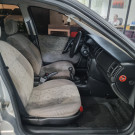 GM - Chevrolet Vectra GLS/Expres.2.2/ 2.0 e 2.0 CD 8V 2004 Gasolina-5