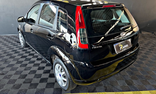 Ford Fiesta 1.0 8V Flex/Class 1.0 8V Flex 5p 2014 Flex-1