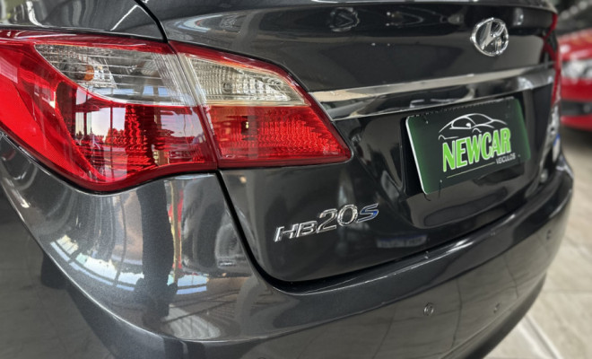 HB20S C.Plus/C.Style1.0 Mec. 4P 2014 Flex-5