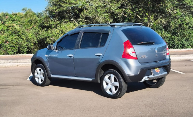 Renault SANDERO STEPWAY Hi-Flex 1.6 16V 5p 2010 Flex-1