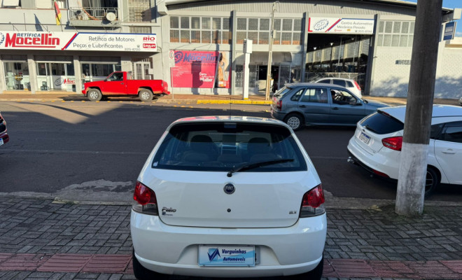 Fiat Palio ELX 1.0 Fire/30 Anos F. Flex 8V 4p 2008 Flex-4