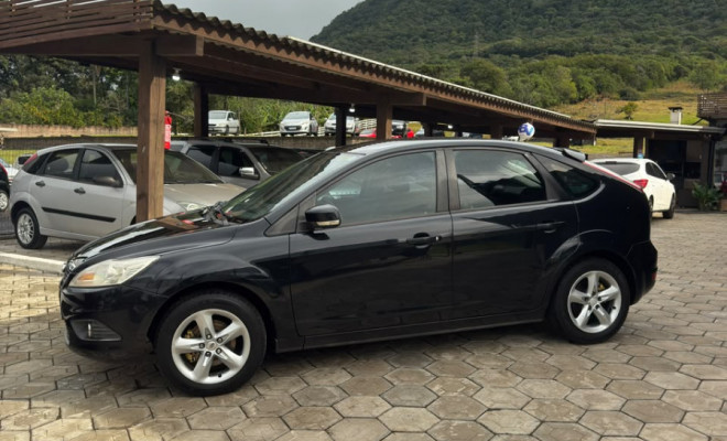 Ford Focus 2.0 16V/ 2.0 16V Flex 5p 2009 Flex-1