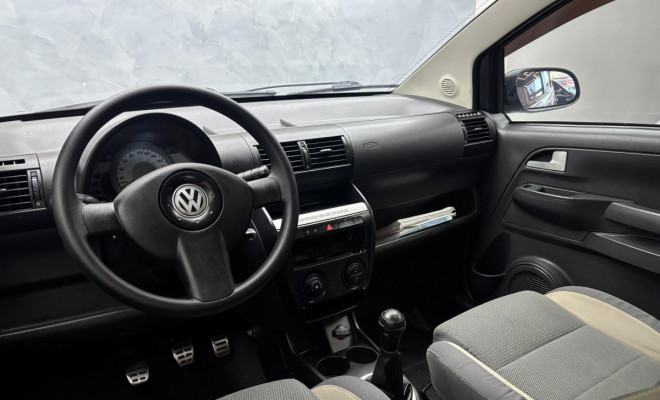 VW - VolksWagen CROSSFOX 1.6 Mi Total Flex 8V 5p 2008 Flex-5