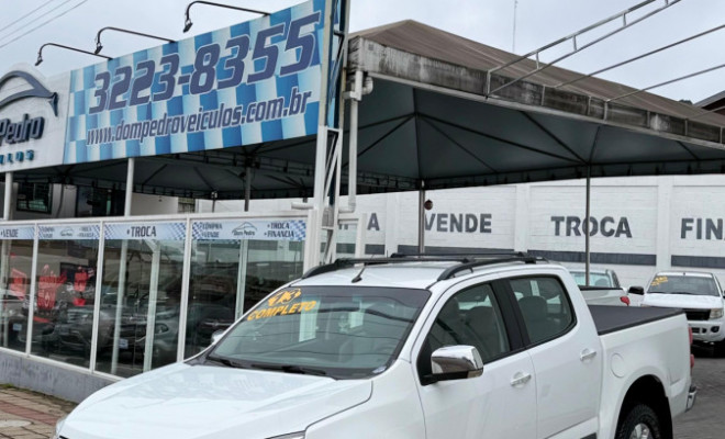 GM - Chevrolet S10 Pick-Up LTZ 2.8 TDI 4x2 CD Dies. Mec 2013 Flex