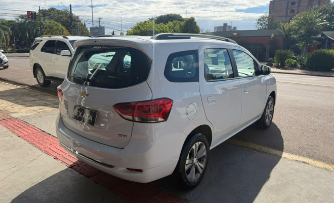 SPIN PREMIER 1.8 Flex AUT. 7 LUGARES-6