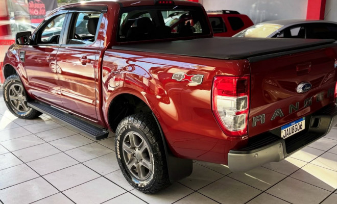 Ford Ranger XLS 2.2 4x4 Aut 2022-2