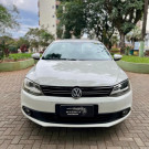 VW - VolksWagen JETTA Comfortline 2.0 T.Flex 8V 4p Tipt. 2013 Flex-0