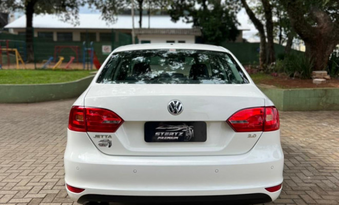 VW - VolksWagen JETTA Comfortline 2.0 T.Flex 8V 4p Tipt. 2013 Flex-10