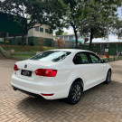 VW - VolksWagen JETTA Comfortline 2.0 T.Flex 8V 4p Tipt. 2013 Flex-2