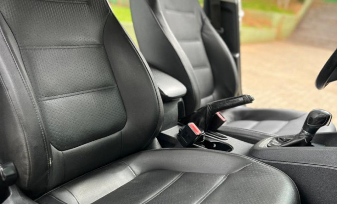 VW - VolksWagen JETTA Comfortline 2.0 T.Flex 8V 4p Tipt. 2013 Flex-7
