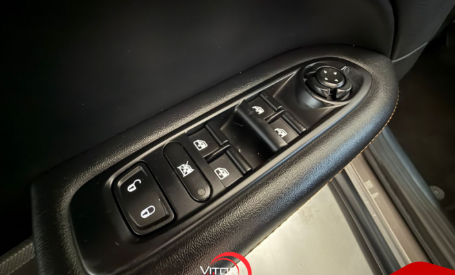 Jeep COMPASS LONGITUDE 2.0 4x2 Flex 16V Aut. 2018 Flex-1