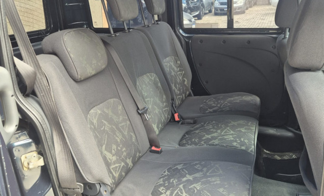 Fiat Doblo Adventure/ Adv.ER 1.8 mpi 8V 103cv 2004 Gasolina-5