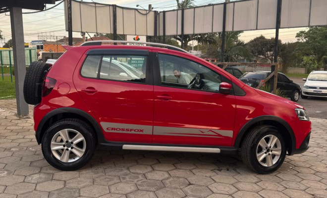 VW - VolksWagen CROSSFOX 1.6 Mi Total Flex 8V 5p 2011 Flex-0