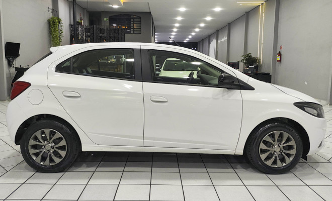 GM - Chevrolet JOY Hatch 1.0 8V 5p Mec. 2021 Flex-6