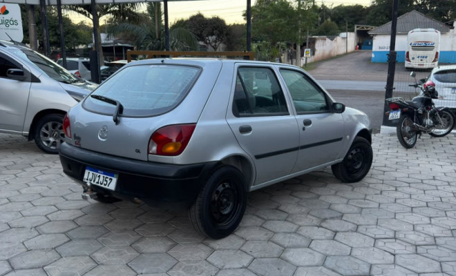 Ford Fiesta GL 1.0 5p 2001 Gasolina-2