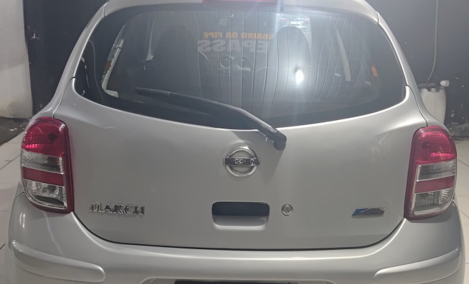 Nissan MARCH 1.0 16V Flex Fuel 5p 2013 Flex-5