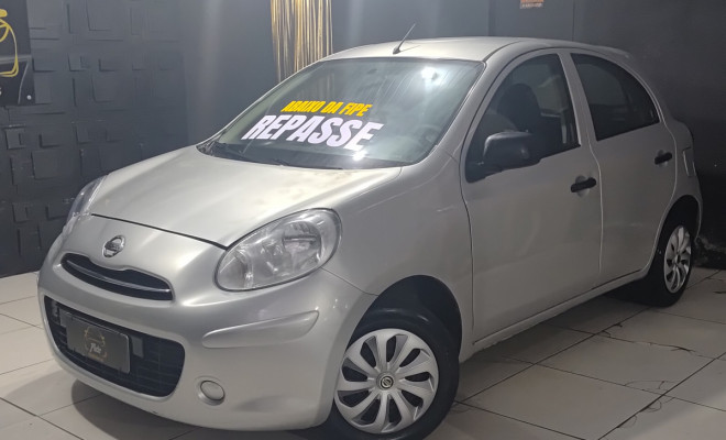 Nissan MARCH 1.0 16V Flex Fuel 5p 2013 Flex