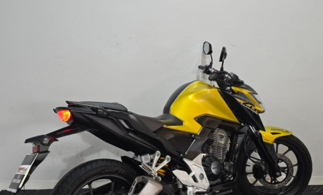 HONDA CB 300F Twister Flex 2024 Flex-1