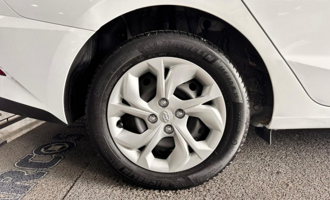 Hyundai HB20S Comfort Plus 1.0 Flex 12V Mec. 2025 Flex-4