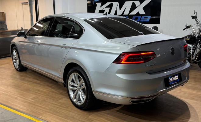 VW - VolksWagen Passat Highline 2.0 TSI 220cv Tip. 2019 Gasolina-4