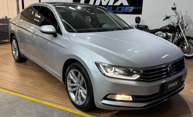VW - VolksWagen Passat Highline 2.0 TSI 220cv Tip. 2019 Gasolina