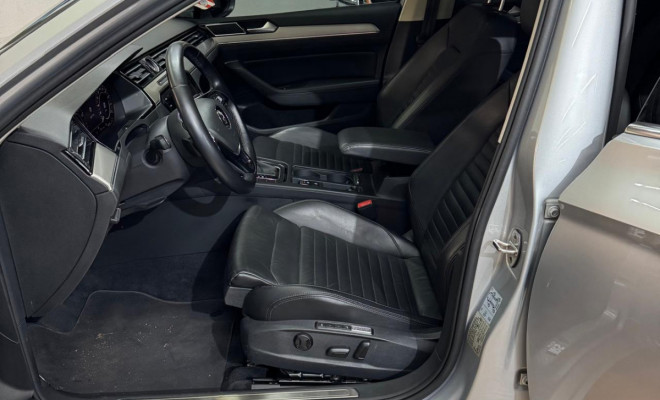 VW - VolksWagen Passat Highline 2.0 TSI 220cv Tip. 2019 Gasolina-11