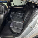 VW - VolksWagen Passat Highline 2.0 TSI 220cv Tip. 2019 Gasolina-12