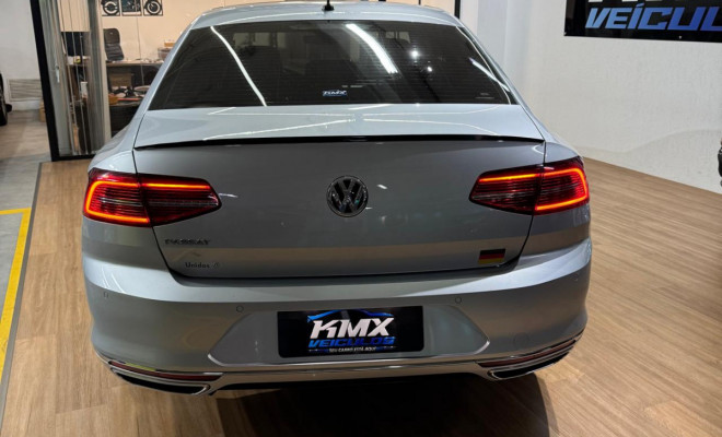 VW - VolksWagen Passat Highline 2.0 TSI 220cv Tip. 2019 Gasolina-5