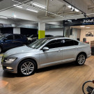 VW - VolksWagen Passat Highline 2.0 TSI 220cv Tip. 2019 Gasolina-8