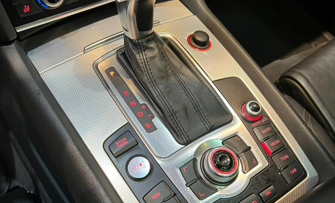 Audi Q7 3.0 V6 TFSI  Quat.Tip.5p/ Perf.(Híb.) 2015 Gasolina-6