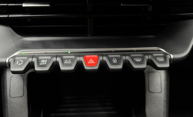 Peugeot 208 Like 1.0 Flex 6V 5p Mec. 2024 Flex-10