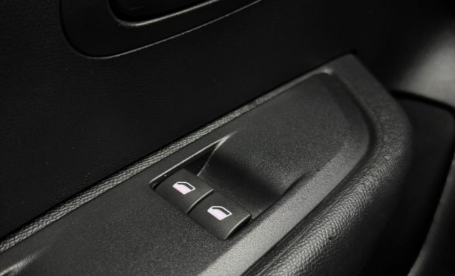 Peugeot 208 Like 1.0 Flex 6V 5p Mec. 2024 Flex-6