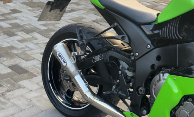 KAWASAKI NINJA ZX-10/ ZX-10R 1000cc/30TH Aniv. 2012 Gasolina-4