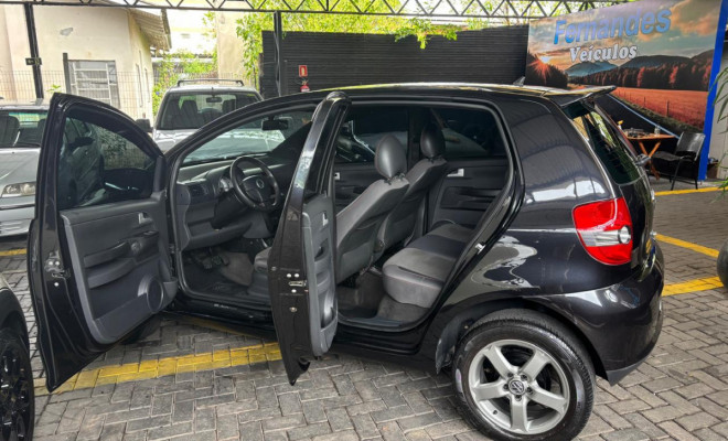 VW - VolksWagen Fox City 1.0 Mi/ 1.0Mi Total Flex 8V 5p 2010 Flex-3