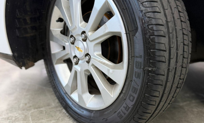 GM - Chevrolet PRISMA Sed. LTZ 1.4 8V FlexPower 4p 2014 Flex-40