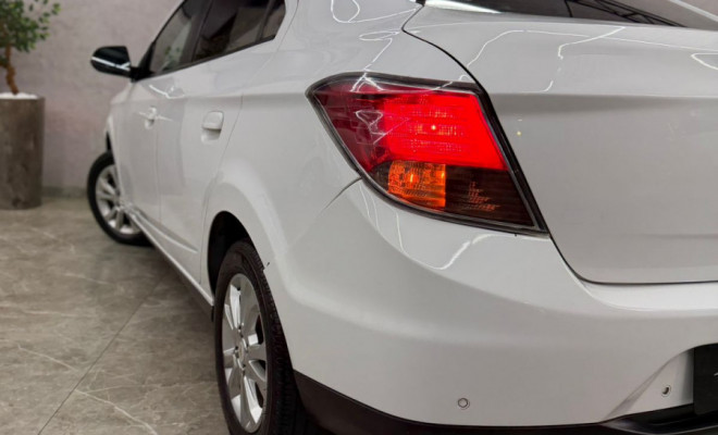 GM - Chevrolet PRISMA Sed. LTZ 1.4 8V FlexPower 4p 2014 Flex-17