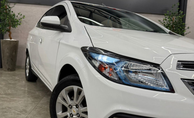 GM - Chevrolet PRISMA Sed. LTZ 1.4 8V FlexPower 4p 2014 Flex-10