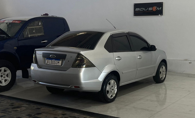 Ford Fiesta Sed. 1.6 8V Flex 4p 2011 Flex-16