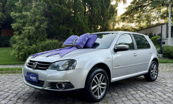 VW - VolksWagen Golf 2.0/ 2.0 Mi Flex Aut/Tiptronic. 2014 Flex-4