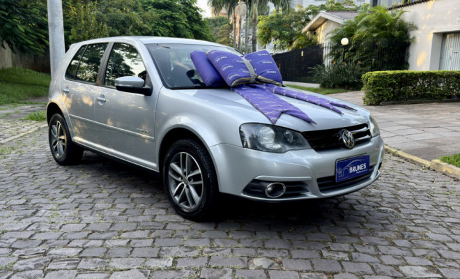 VW - VolksWagen Golf 2.0/ 2.0 Mi Flex Aut/Tiptronic. 2014 Flex-1