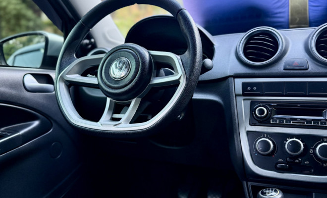 VW - VolksWagen Gol City (Trend)/Titan 1.0 T. Flex 8V 4p 2013 Flex-10